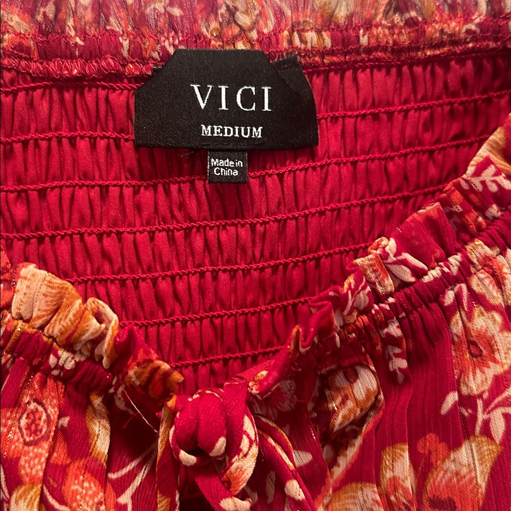 Vici Red and Cream Floral Peasant Top - Picture 2 of 3